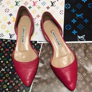 Manolo Blahnik pink flat shoes